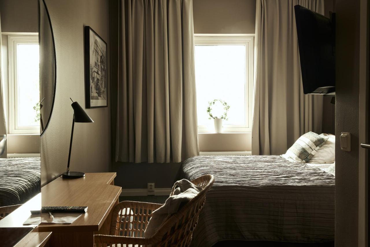 Hasse Pa Sjoekanten Hotell & Restaurang Jönköping Exteriér fotografie
