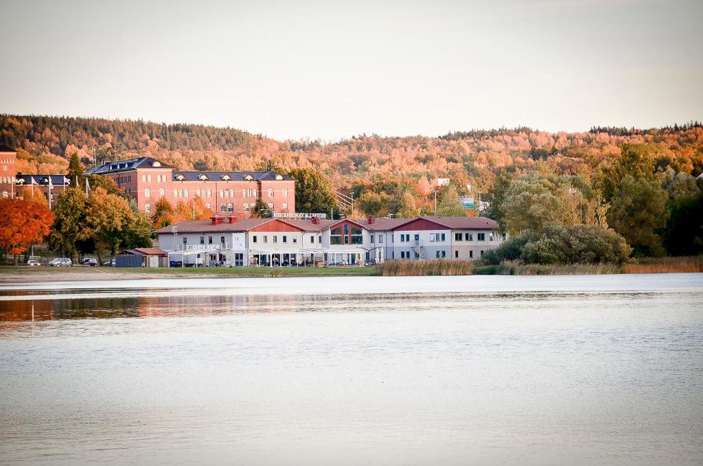 Hasse Pa Sjoekanten Hotell & Restaurang Jönköping Exteriér fotografie